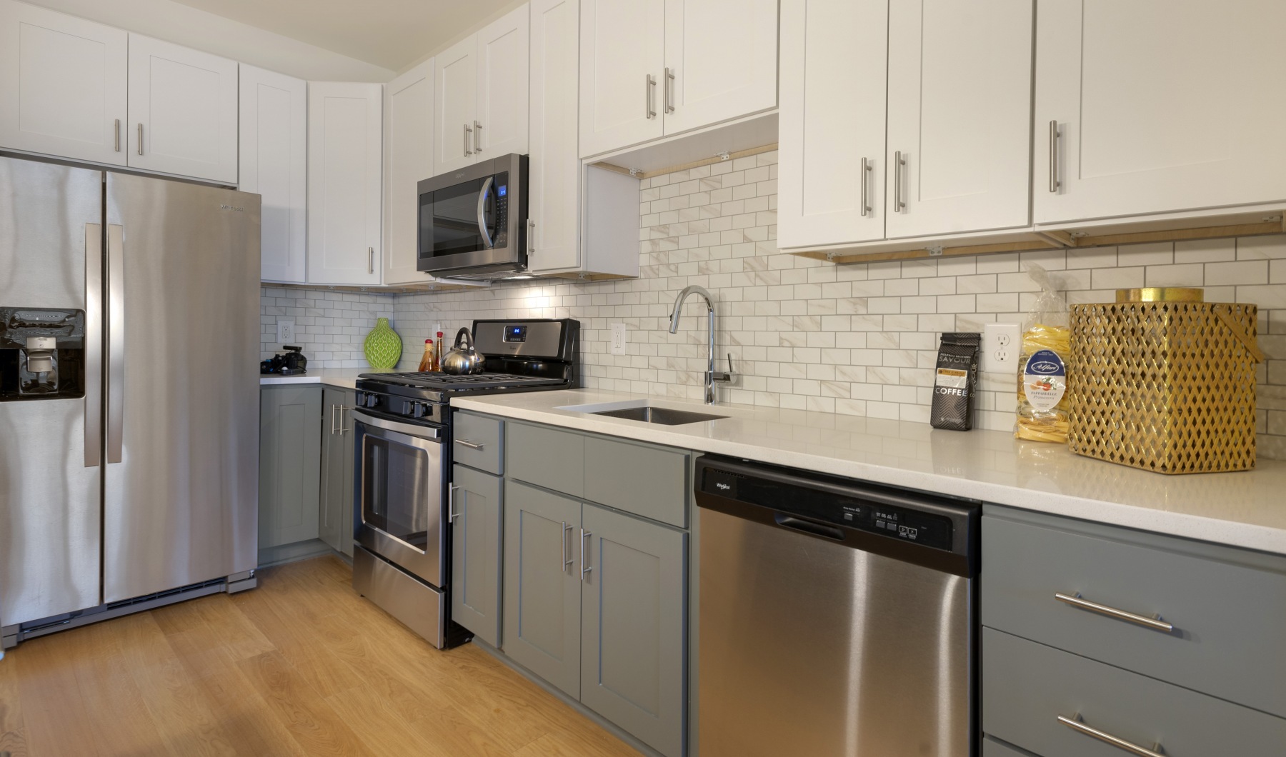 19 East | Downtown Bayonne Luxury Apartments